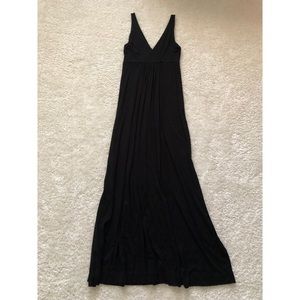 NY & Co. Black Empire Waist Maxi Stretch Dress